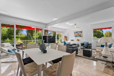 Appartement à vendre à CANNES Gorbio - 3 pièces - 87 m² 