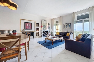 Appartement à vendre à FRÉJUS  - 4 pièces - 130 m² 