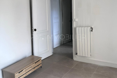 Appartement à louer à MARSEILLE 4EME  - 2 pièces - 40 m² 