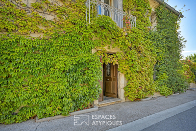 Maison à vendre à MONTAUD  - 9 pièces - 247 m² 