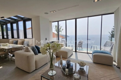 Maison &agrave; vendre &agrave; ROQUEBRUNE-CAP-MARTIN Cabbe-Saint Roman - 6 pi&egrave;ces - 167 m&sup2; 