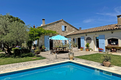 Maison à vendre à ST-RÉMY-DE-PROVENCE Valmante-Colline Saint-Joseph - 6 pièces - 150 m² 