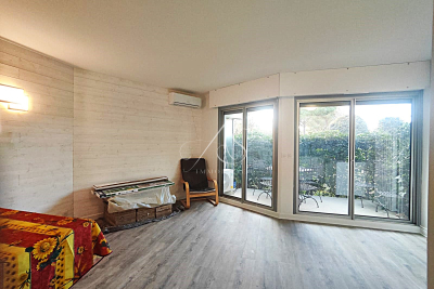 Apartment for sale in MANDELIEU-LA-NAPOULE  - 1 rooms - 33 m&sup2; 