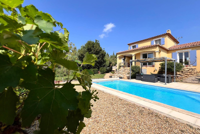 Maison à vendre à MAUSSANE-LES-ALPILLES Cadeneaux Ouest - 5 pièces - 123 m² 