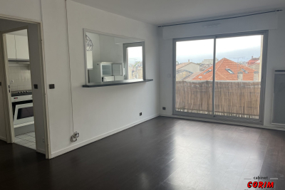 Appartement &agrave; vendre 3 chambres ascenseur parking 