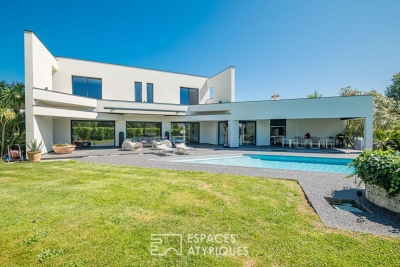 Maison à vendre à BOULIAC Saint-Magne-de-Castillon - 6 pièces - 287 m² 