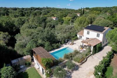 Maison à vendre à UZÈS  - 7 pièces - 203 m² 