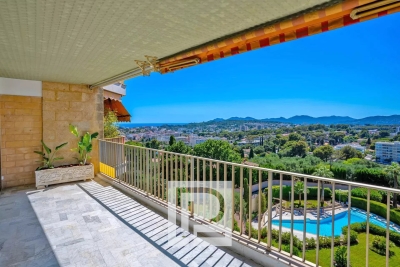 Apartment for sale in LE CANNET  - 4 rooms - 110 m&sup2; 