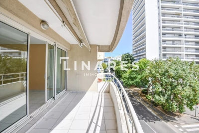 Appartement à vendre à MARSEILLE 8EME  - 4 pièces - 94 m² 