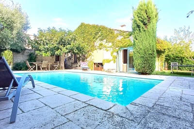 Maison à vendre à UZÈS  - 7 pièces - 137 m² 