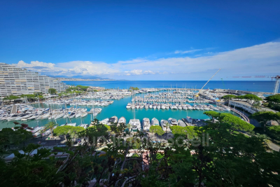 Apartment for sale in VILLENEUVE-LOUBET  - 8 rooms - 193 m² 