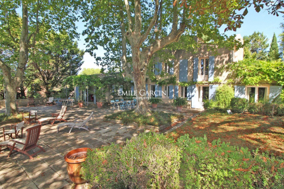 Maison à vendre à AIX-EN-PROVENCE Valmante-Colline Saint-Joseph - 9 pièces - 260 m² 