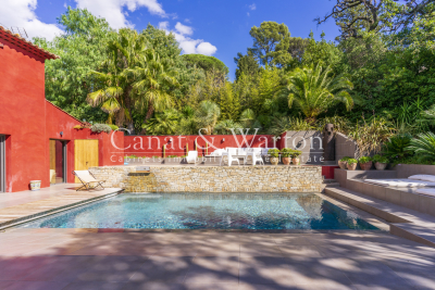 Maison à vendre à TOULON  - 10 pièces - 420 m² 