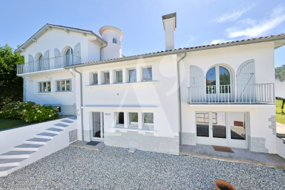 Maison à vendre à HASPARREN  - 5 pièces - 350 m² 