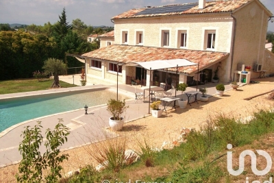 Maison à vendre à ALES  - 9 pièces - 230 m² 