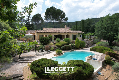 Maison à vendre à COTIGNAC  - 6 pièces - 160 m² 