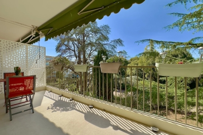 Appartement à vendre à Juan-les-Pins  - 3 pièces 80 m² 