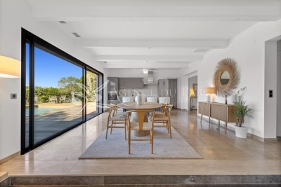 Maison à vendre villa avec piscine les pins 