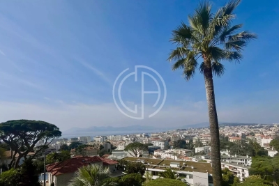 Appartement &agrave; vendre &agrave; Cannes  - 5 pi&egrave;ces 132 m&sup2; 