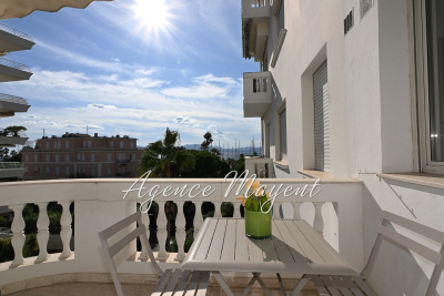 Appartement à vendre à CANNES Val de Gorbio - 2 pièces - 56 m² 