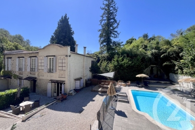 Maison à vendre à LA COLLE-SUR-LOUP  - 9 pièces - 266 m² 