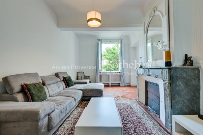 Appartement à louer à AIX-EN-PROVENCE  - 3 pièces - 96 m² 