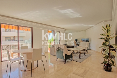 Appartement à vendre à CANNES Le Roc Fleuri-Capitou (Jeanne d'Arc) - 3 pièces - 84 m² 