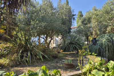 Maison à vendre à FOURAS  - 7 pièces - 159 m² 