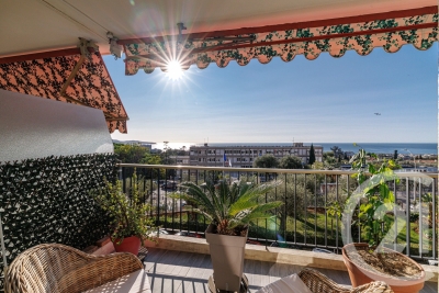 Appartement à vendre à NICE Victor Hugo-Buffa - 3 pièces - 78 m² 