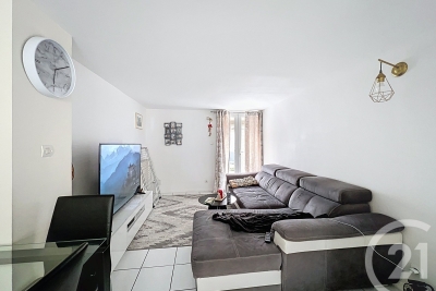Appartement à vendre à VILLEURBANNE Moulin-a-Vent - 3 pièces - 50 m² 