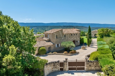 Maison à vendre à GOULT Montfavet Pericentre - 14 pièces - 420 m² 