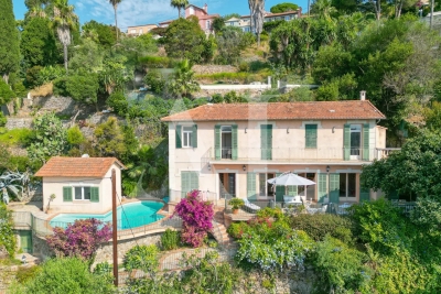 Maison à vendre à GOLFE JUAN  - 5 pièces - 135 m² 