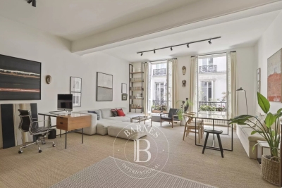Apartment for sale in PARIS 3EME Les Archives 1 - 2 rooms - 76 m² 