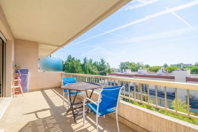 Appartement à vendre à ANTIBES Gare Nice-Ville - 2 pièces - 53 m² 