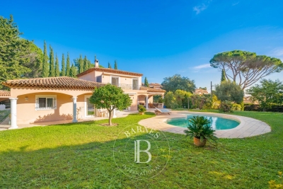 Maison à vendre à MANDELIEU-LA-NAPOULE  - 5 pièces - 305 m² 