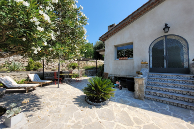 Maison à vendre à VENCE  - 7 pièces - 174 m² 