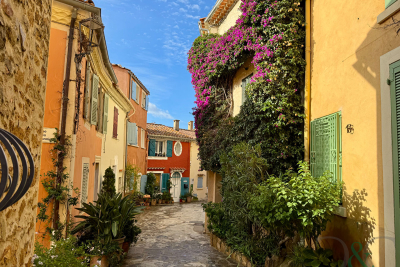 Maison &agrave; vendre &agrave; BORMES-LES-MIMOSAS  - 4 pi&egrave;ces - 85 m&sup2; 