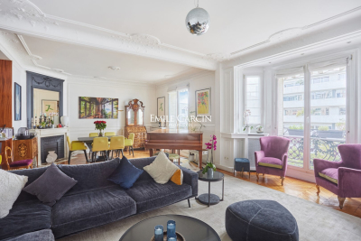 Appartement à vendre à PARIS 7EME Combat 2 - 4 pièces - 115 m² 