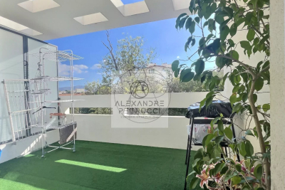 Appartement à vendre à MARSEILLE 14EME Longuillar - 4 pièces - 81 m² 