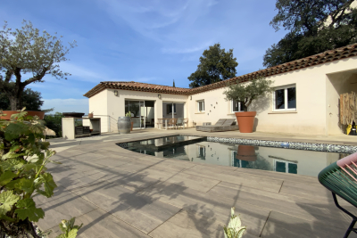 Maison à vendre belle vue piscine gard 