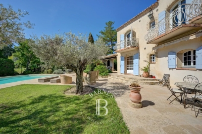 Maison à vendre garage et jardin aix en provence 