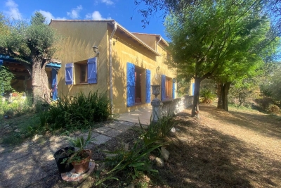 Maison à vendre à CONTES Bois Fleuri-Chevre d'Or-Saint Philippe - 7 pièces - 245 m² 