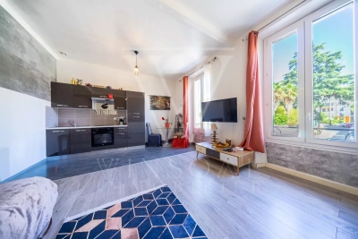 Apartment for sale in CANNES  - 2 rooms - 48 m² 