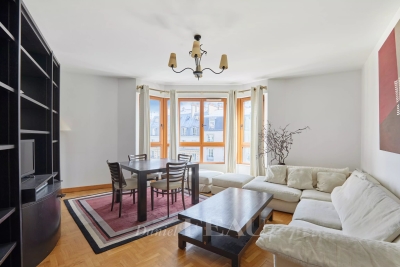 Appartement à louer à PARIS 16EME Folie Mericourt - 2 pièces - 52 m² 