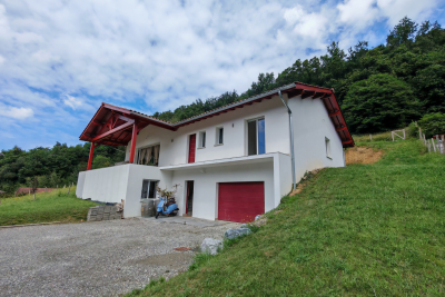 Maison à vendre à BIRIATOU  - 6 pièces - 150 m² 