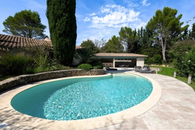 Maison à vendre belle vue piscine gard 