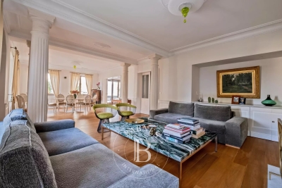 Maison à vendre à BORDEAUX Gare Saint-Jean 1 - 11 pièces - 391 m² 