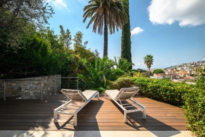 Appartement à vendre piscine jardin vue mer climatisation 
