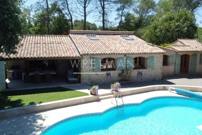 House for sale in FAYENCE Fayence - 5 rooms - 131 m² 