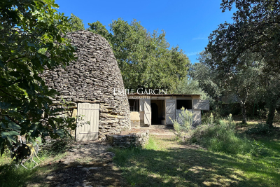 Maison à vendre à UZÈS  - 7 pièces - 175 m² 